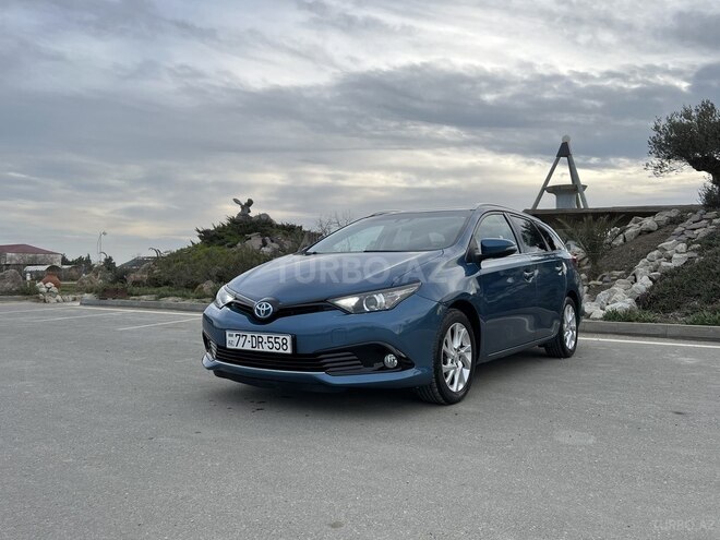 Toyota Auris 2017, 87,300 km - 1.8 l - Bakı