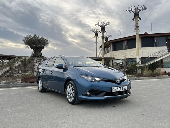 Toyota Auris 2017, 87,300 km - 1.8 l - Bakı