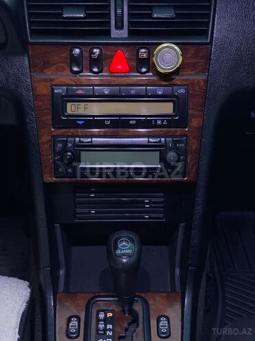 Mercedes C 220 1999, 350,000 km - 2.2 l - Bakı