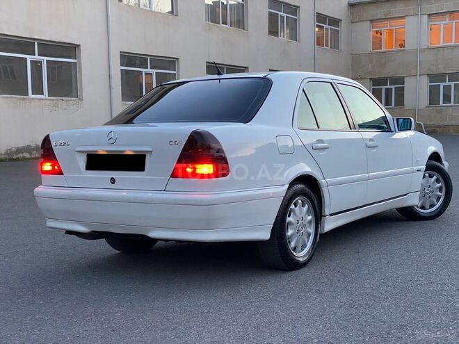 Mercedes C 220 1999, 350,000 km - 2.2 l - Bakı