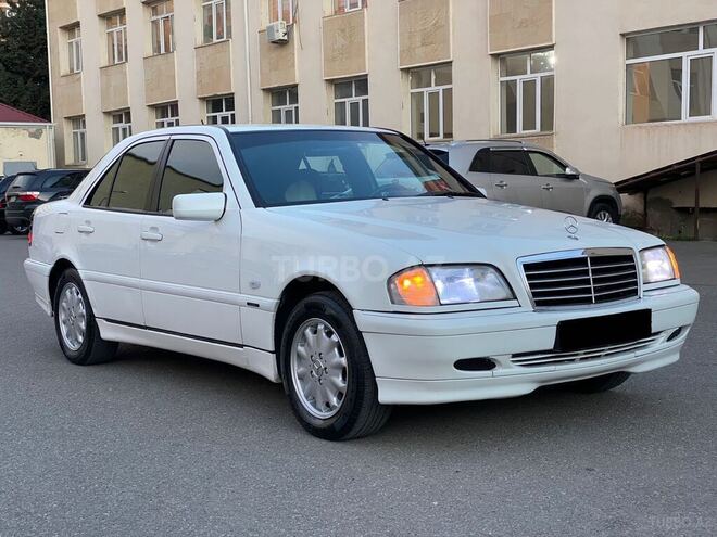 Mercedes C 220 1999, 350,000 km - 2.2 l - Bakı