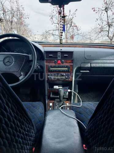 Mercedes C 230 1997, 350,000 km - 2.3 л - Tovuz