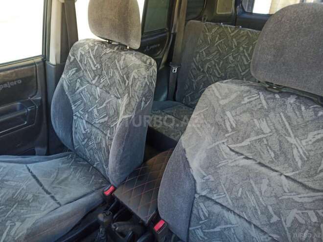 Mitsubishi Pajero io 1999, 400,000 km - 2.0 l - Bakı