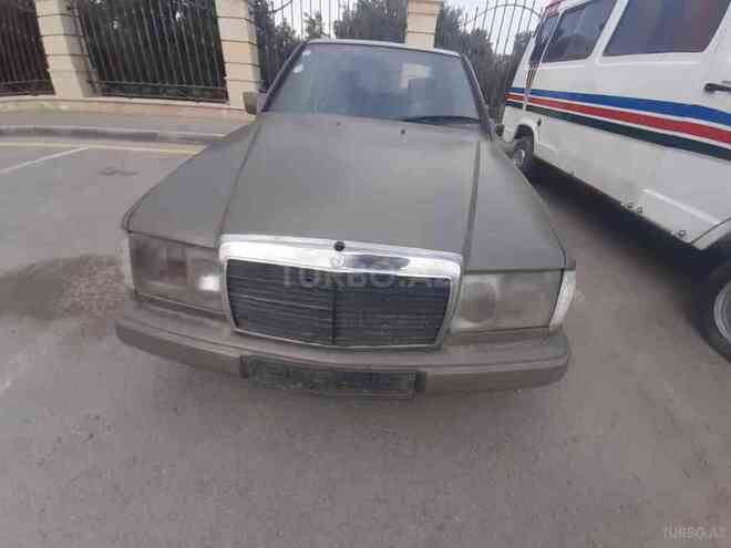Mercedes E 250 1990, 500,000 km - 2.5 l - Bakı