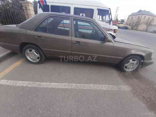 Mercedes E 250 1990, 500,000 km - 2.5 l - Bakı