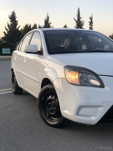 Kia Rio 2010, 404,582 km - 1.4 l - Bakı