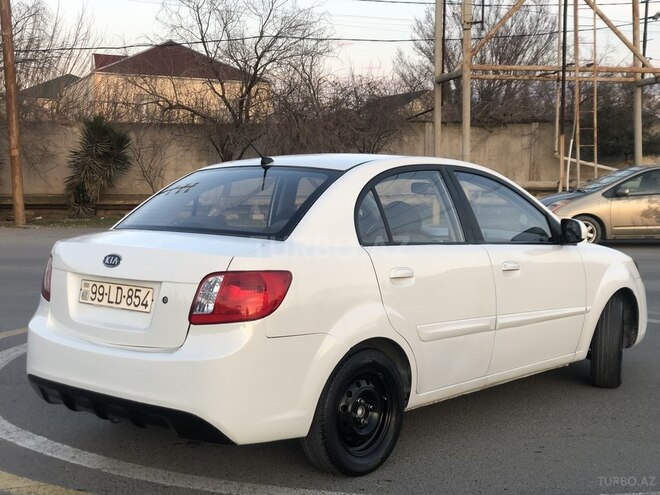 Kia Rio 2010, 404,582 km - 1.4 l - Bakı