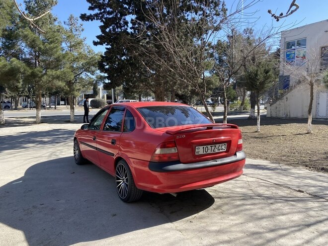 Opel Vectra 1996, 350,000 km - 1.8 l - Sumqayıt