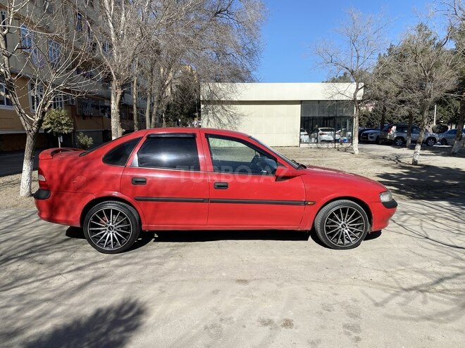 Opel Vectra 1996, 350,000 km - 1.8 l - Sumqayıt