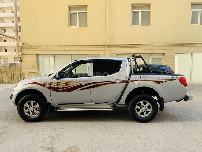 Mitsubishi L200 2013, 165,386 km - 2.5 l - Bakı
