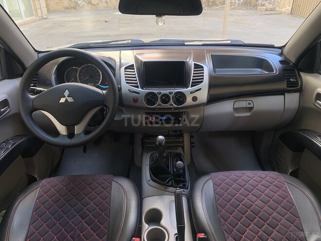 Mitsubishi L200 2013, 165,386 km - 2.5 l - Bakı