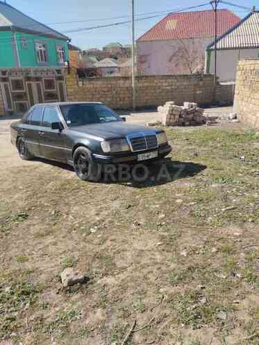 Mercedes E 230 1990, 470,606 km - 2.3 l - Bakı