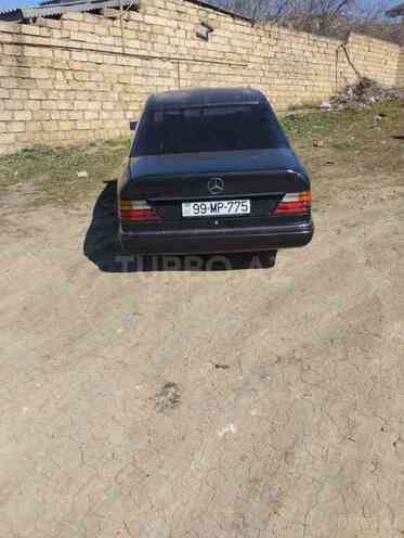 Mercedes E 230 1990, 470,606 km - 2.3 l - Bakı