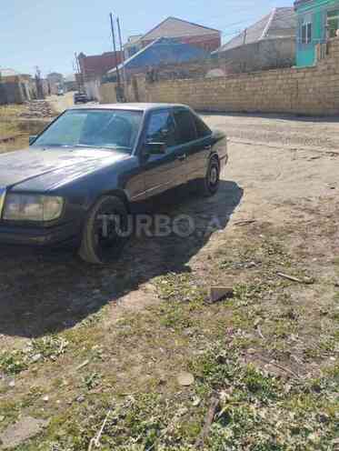 Mercedes E 230 1990, 470,606 km - 2.3 l - Bakı