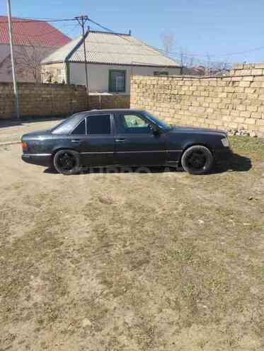 Mercedes E 230 1990, 470,606 km - 2.3 l - Bakı