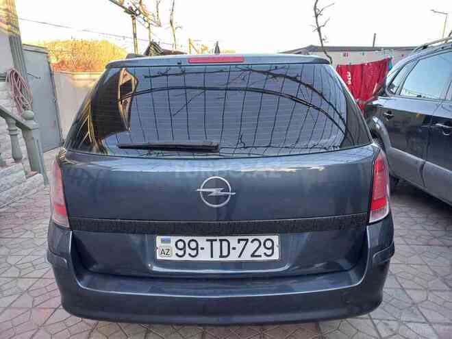Opel Astra 2006, 330,000 km - 1.4 л - Bakı