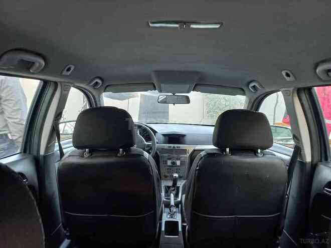 Opel Astra 2006, 330,000 km - 1.4 л - Bakı