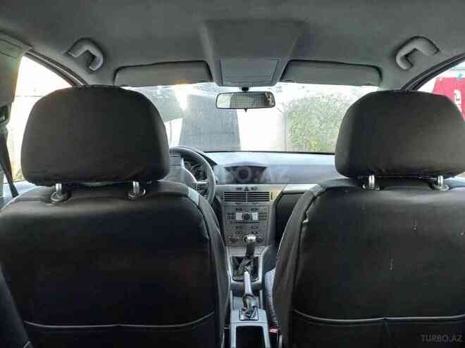Opel Astra 2006, 330,000 km - 1.4 л - Bakı