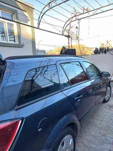 Opel Astra 2006, 330,000 km - 1.4 л - Bakı