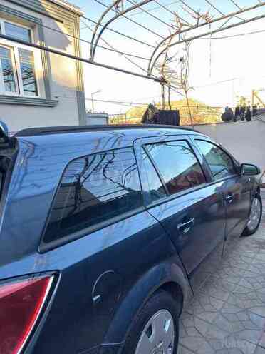Opel Astra 2006, 330,000 km - 1.4 л - Bakı