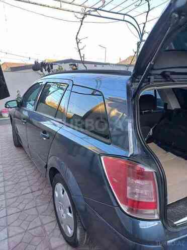 Opel Astra 2006, 330,000 km - 1.4 л - Bakı