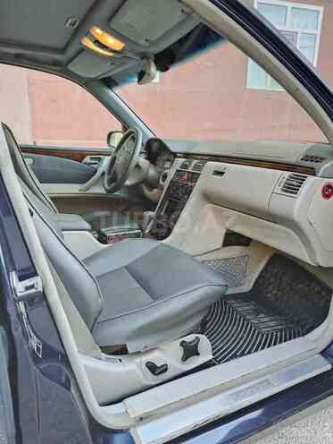 Mercedes E 280 1999, 400,000 km - 2.8 л - Bakı