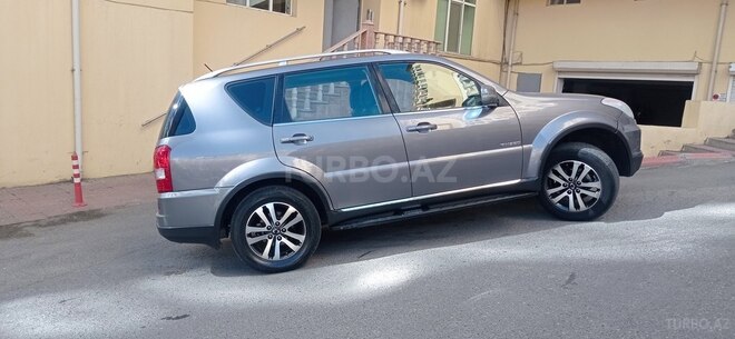 Ssang Yong Rexton 2014, 157,000 km - 3.2 l - Bakı
