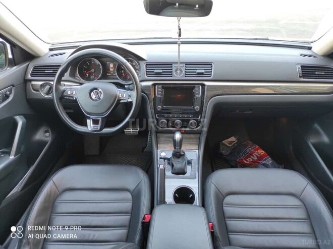 Volkswagen Passat 2017, 79,900 km - 1.8 l - Sumqayıt