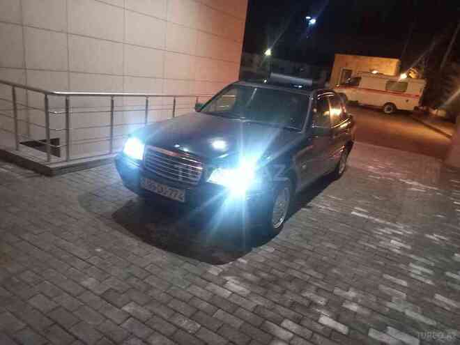 Mercedes C 200 1997, 450,000 km - 2.0 l - Bakı