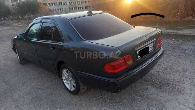 Mercedes E 200 1997, 212,000 km - 2.0 l - Sumqayıt