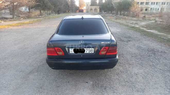 Mercedes E 200 1997, 212,000 km - 2.0 l - Sumqayıt