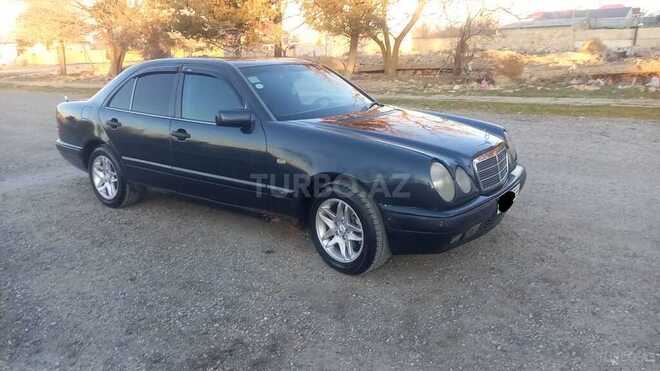 Mercedes E 200 1997, 212,000 km - 2.0 l - Sumqayıt
