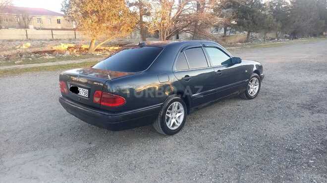 Mercedes E 200 1997, 212,000 km - 2.0 l - Sumqayıt
