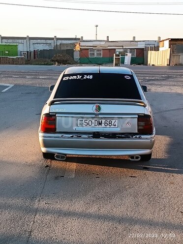 Opel Vectra 1992, 186,000 km - 2.0 l - Sumqayıt
