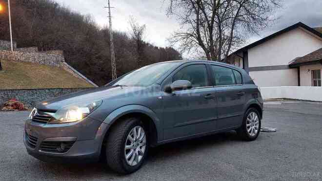 Opel Astra 2005, 172,000 km - 1.4 l - Bakı
