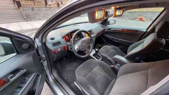 Opel Astra 2005, 172,000 km - 1.4 l - Bakı