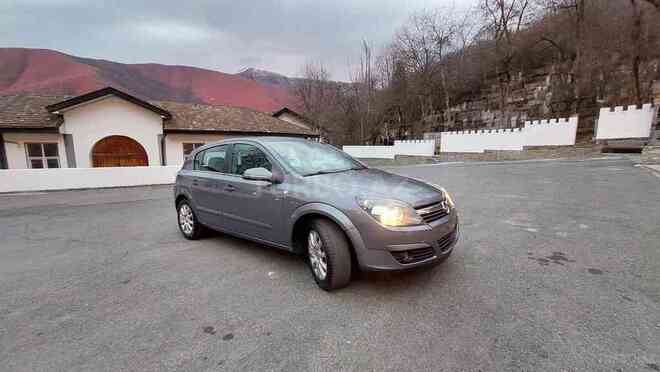 Opel Astra 2005, 172,000 km - 1.4 l - Bakı
