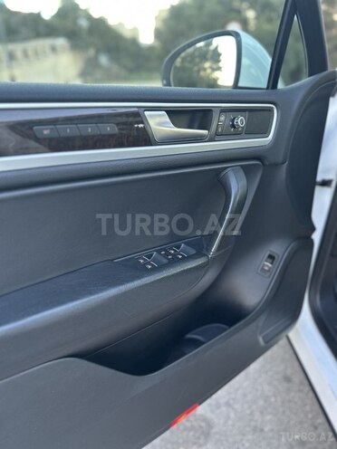 Volkswagen Touareg 2012, 125,000 km - 3.6 л - Bakı