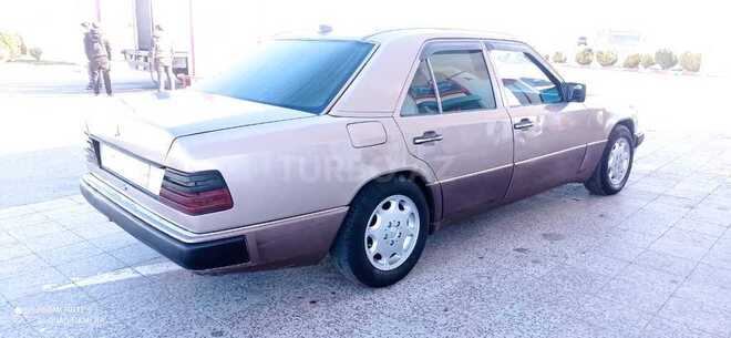 Mercedes E 250 1993, 315,263 km - 2.5 л - Sumqayıt