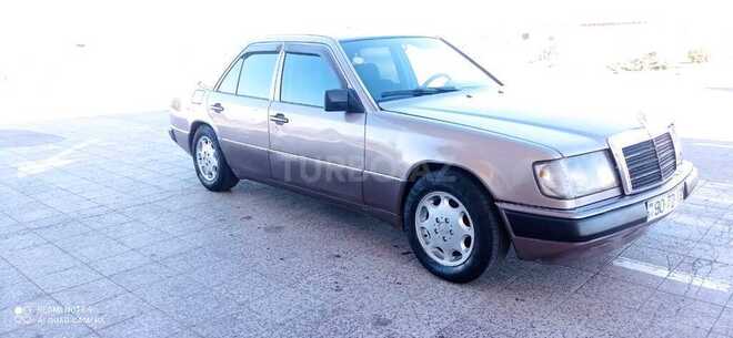 Mercedes E 250 1993, 315,263 km - 2.5 л - Sumqayıt