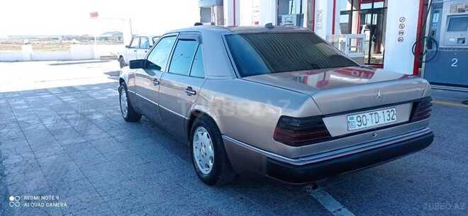Mercedes E 250 1993, 315,263 km - 2.5 л - Sumqayıt