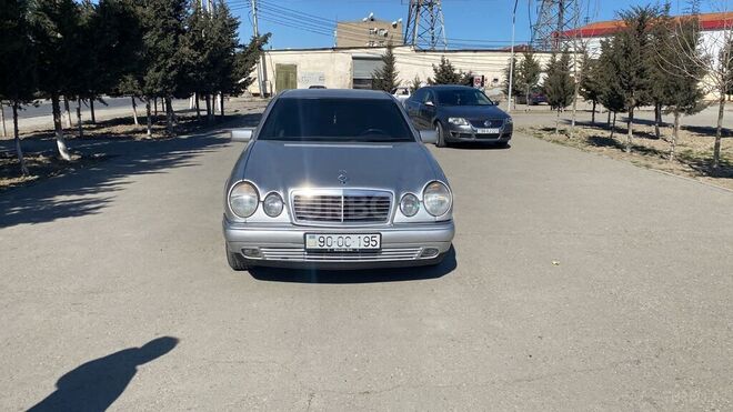 Mercedes E 230 1995, 480,522 km - 2.3 l - Sumqayıt