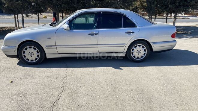 Mercedes E 230 1995, 480,522 km - 2.3 l - Sumqayıt