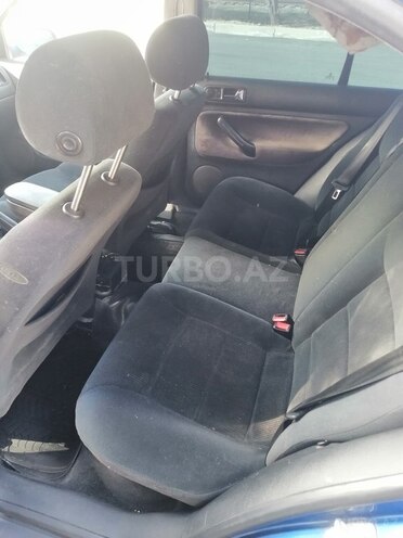 Volkswagen Jetta 2000, 223,523 km - 1.8 л - Bakı