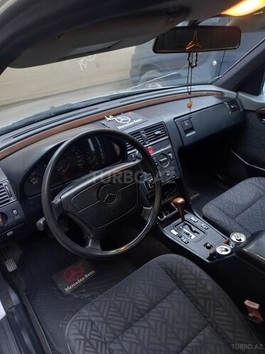 Mercedes C 180 1993, 332,000 km - 1.8 l - Bakı