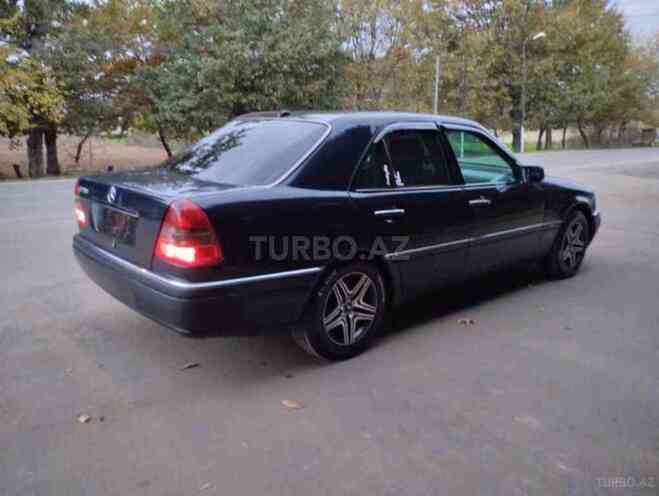 Mercedes C 220 1996, 132,000 km - 2.2 l - Masallı