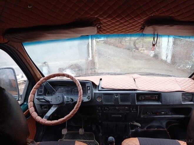 GAZ 330202-740 1998, 150,000 km - 2.4 l - Tərtər