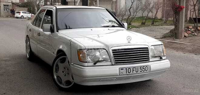 Mercedes E 280 1994, 198,000 km - 2.8 l - Bakı