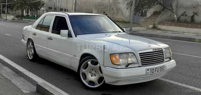 Mercedes E 280 1994, 198,000 km - 2.8 l - Bakı
