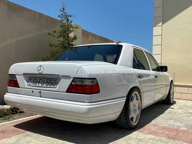 Mercedes E 280 1994, 198,000 km - 2.8 l - Bakı